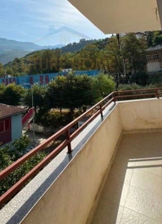 In vendita, Appartamento 2+1, Via Thesarit, Fresk, Tirana