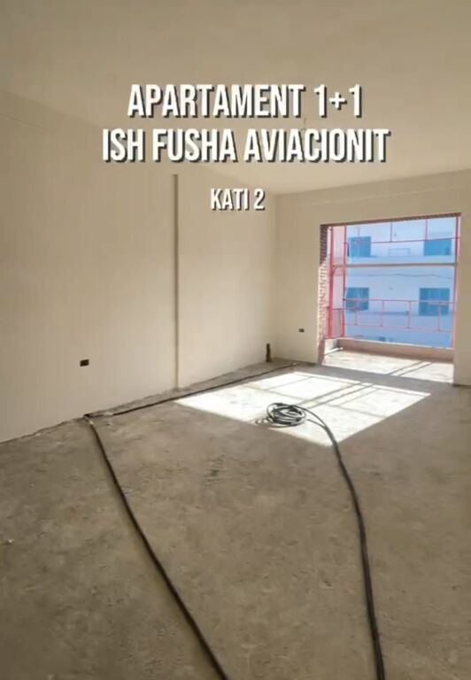 Shitet apartament 1+1 tek ish Fusha e Aviacionit .