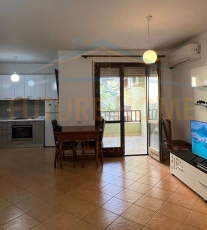 Shitet, Apartament 2+1+2+Post parkimi, Kopshti Botanik, Tirane