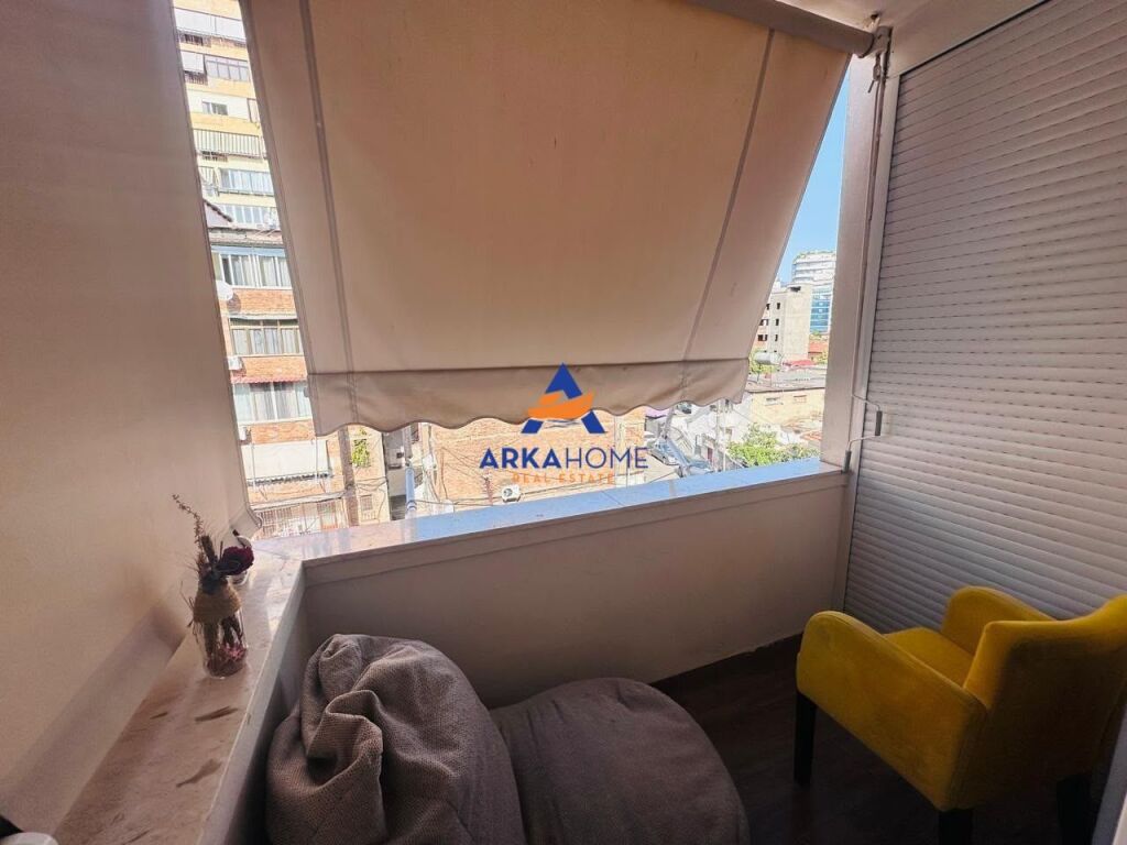 SHITET APARTAMENT 1+1+BALLKON "PRANE SELVISE" 14.500.000 LEKE