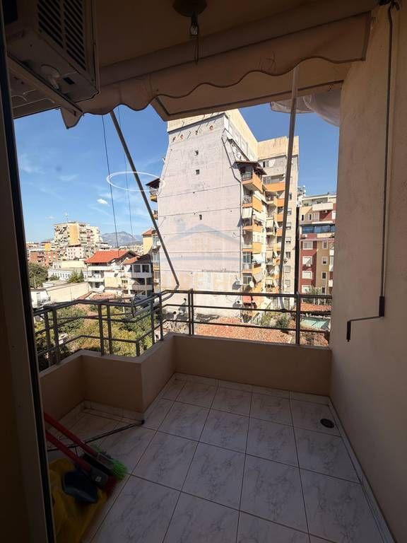 For sale, Apartment 1+1, Barricade Street, Tirana 155,000 €