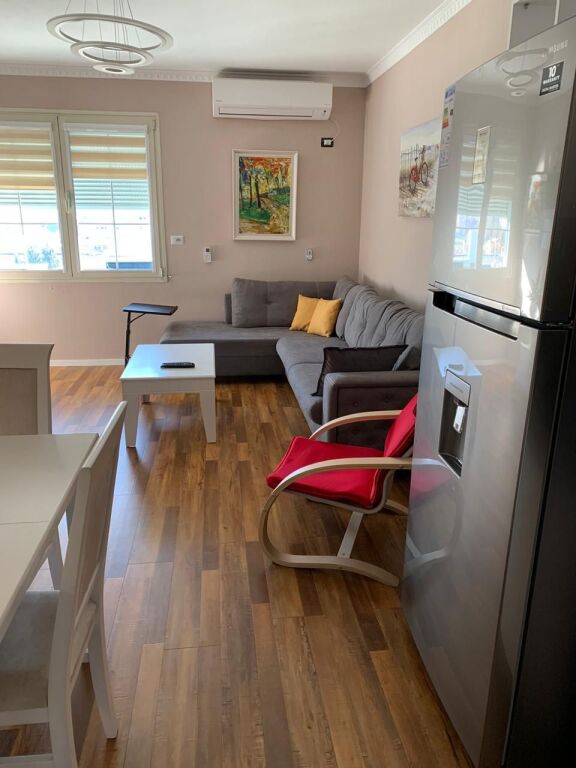 Apartament 1+1 me qira Rruga e Elbasanit