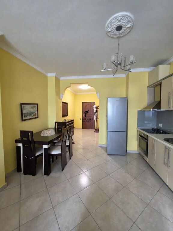 APARTMENT ME QERA 1+1 ASTIR 50.000 LEKE FH-95683