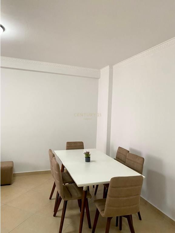 Shitet Apartament 2+1+2 Kompleksi Rafaelo, Fresk 180,200 €