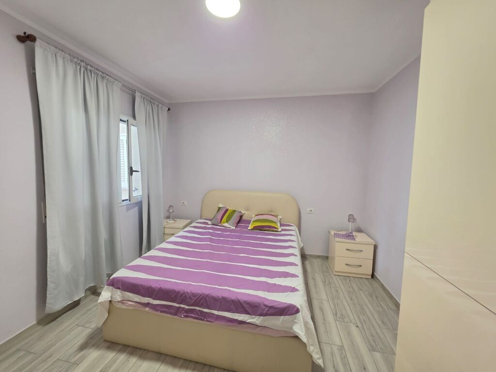 Apartament 1+1+Garazh me Qera Afatgjate - Lungomare, Vlore