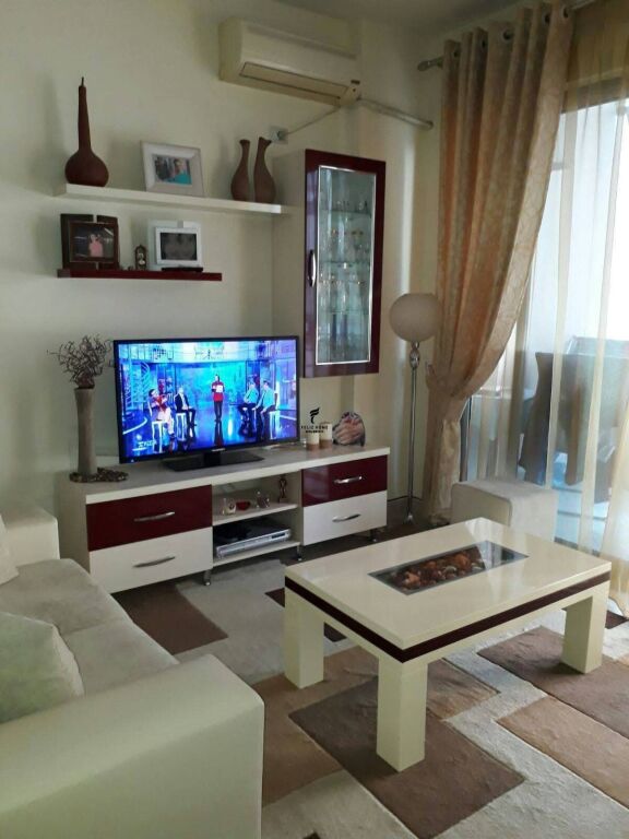 APARTAMENT ME QERA 2+1 YZBERISHT 48.000 LEKE FH-95701