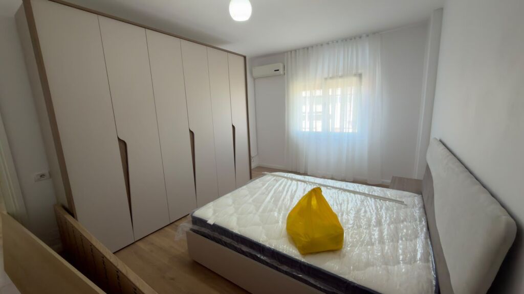 JEPET ME QIRA APARTAMENT 2+1 - prane Square 21