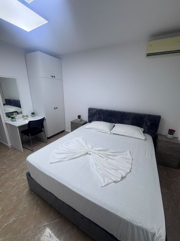 Qera, Garsoniere, Rruga e Kavajes, Tirane