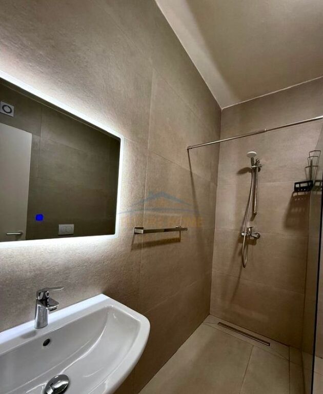 Rent, Apartment 1+1, Roma Gallery, Kavajes Street, Tirana.