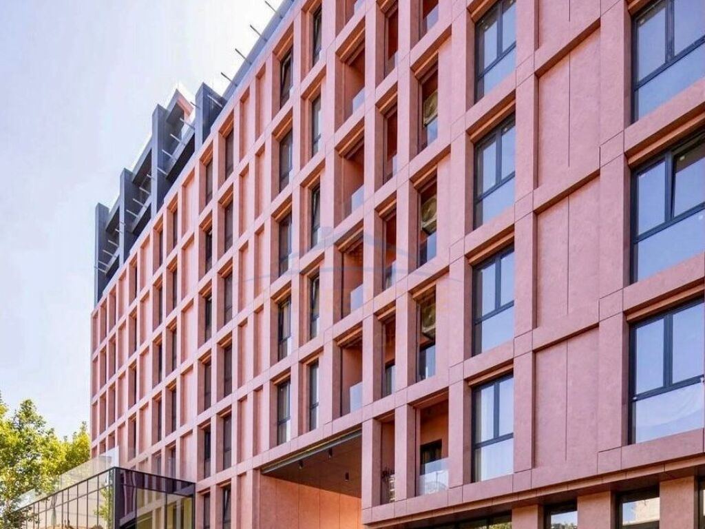 Rent, Apartment 1+1, Roma Gallery, Kavajes Street, Tirana.