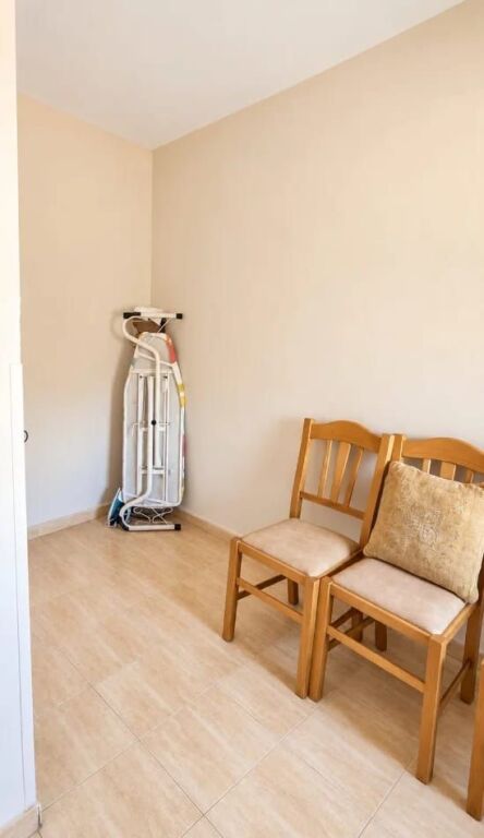 Qera, Apartament 1+1, Myslym Shyri, Tirane