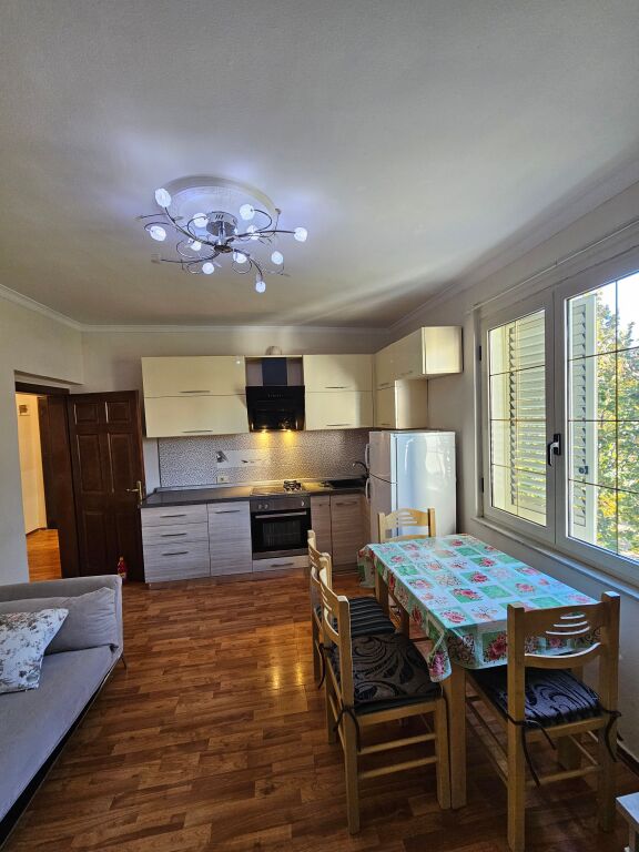 Apartament 2+1 me qera