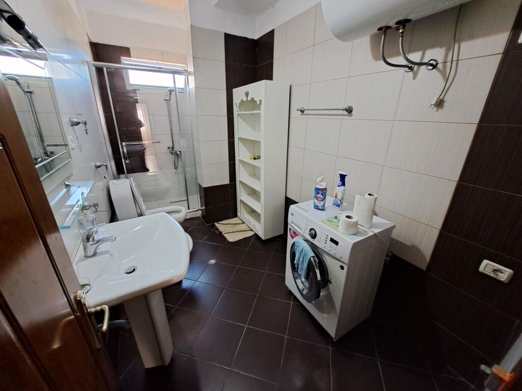 Appartamento 3+1+Cucina+2WC in vendita a Varri Bami