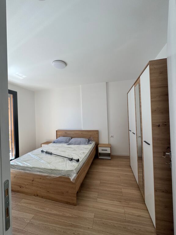 Apartament 1+1 me qira tek Pediatria