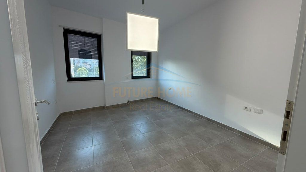 Qera, Apartament 3+1+2, Liqeni I Thatë, Tiranë.