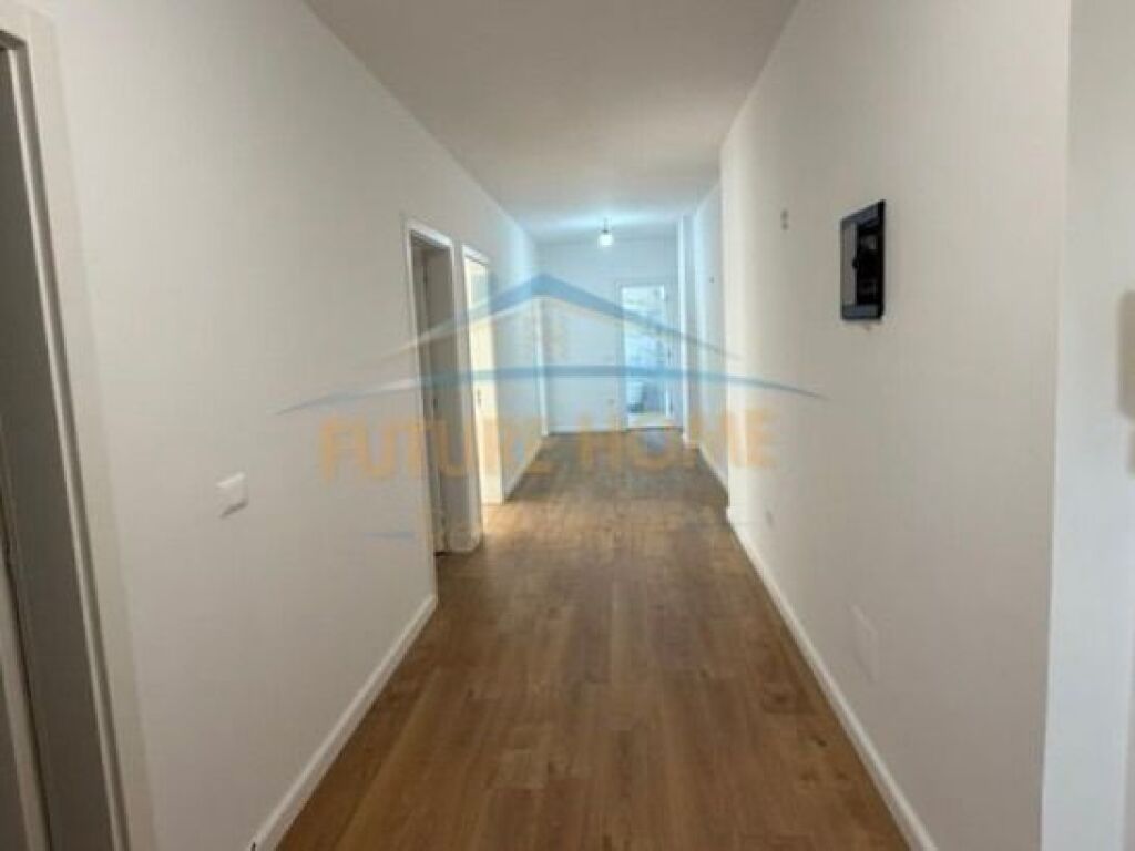 🏡 SHITET | APARTAMENT 2+1+2 | STACIONI I TRENIT, TIRANË