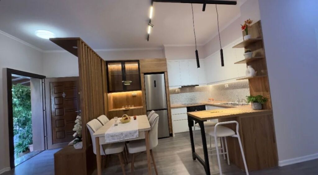 For rent 2+1+2 Liqeni