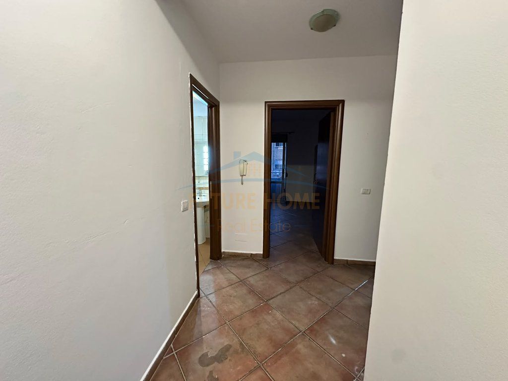 Affitto, Appartamento 2+1, Via Myslym Shyri, Tirana .