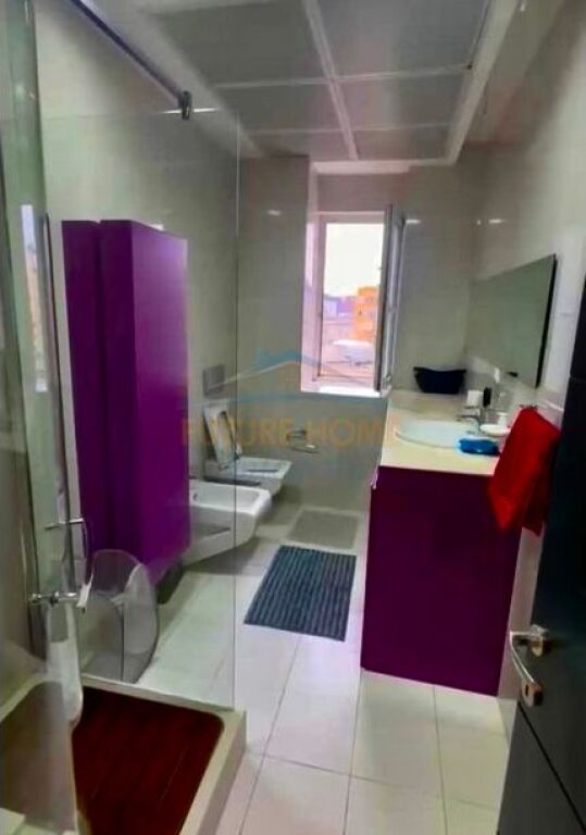 Rent, Apartment 3+1+2, Mine Peza Street, Tirana