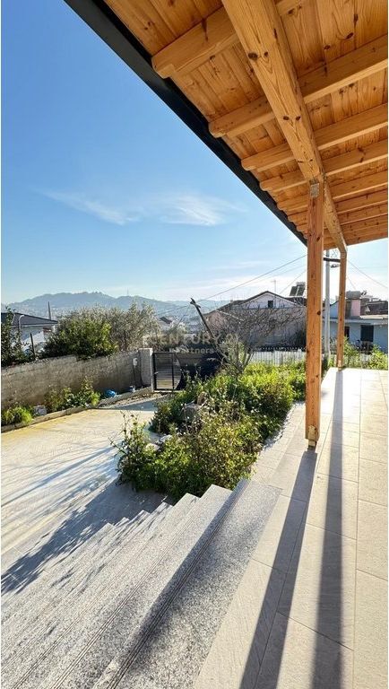 SHESIM SHTEPI PRIVATE NE YZBERISH (Blerje me Kredi) 360,000 €