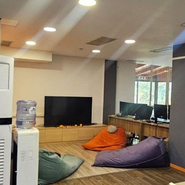🏢✨ LOCALE IN AFFITTO PER UFFICI – PIAZZA WILSON