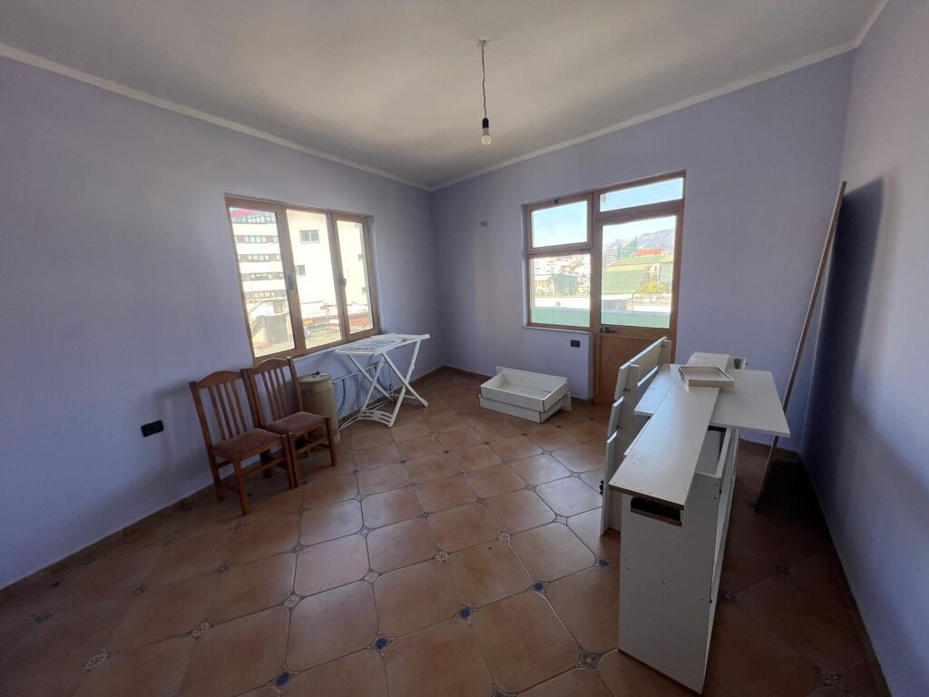 550 EURO,   Selite