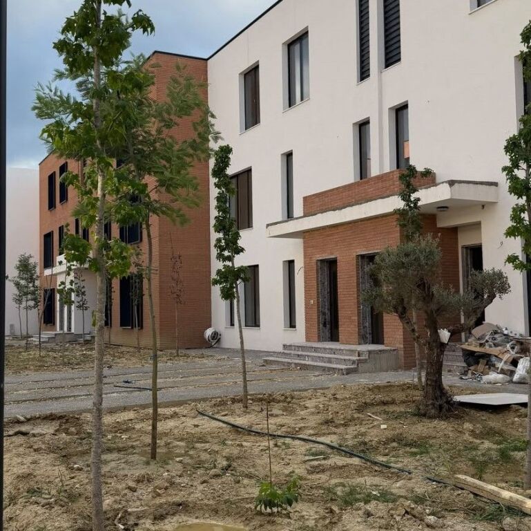 🏡✨ VILLA FOR SALE + 🅿️ PARKING – PICCADILLY RESIDENCE, TEG