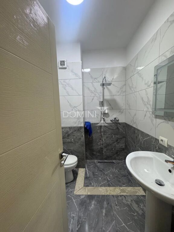 Apartament 1+1 per shitje, 5 Maji !