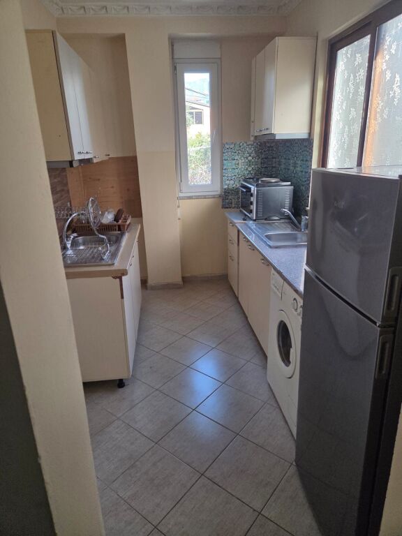 Qera | Vilë 2 + 1 | Fakulteti i Mjekësisë (Auditoret) | 500 €/muaj