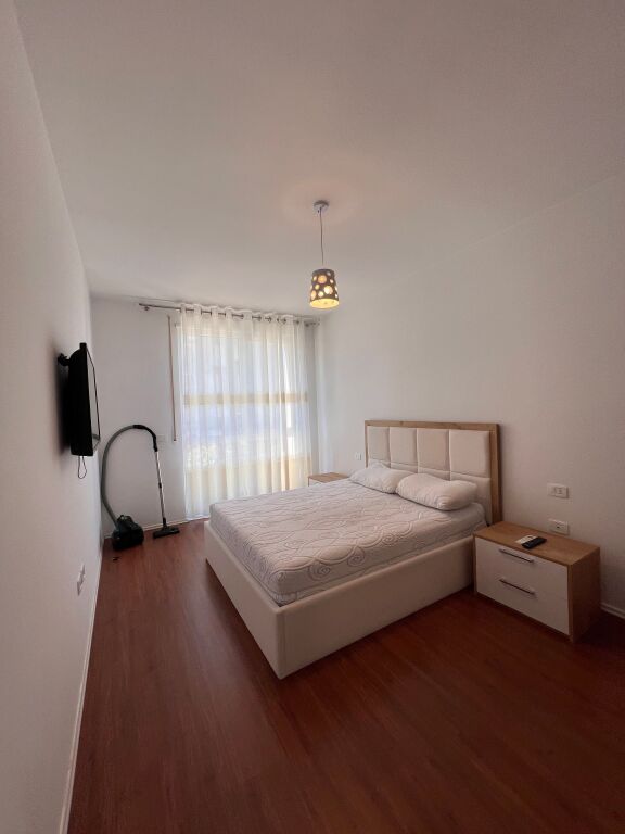 Affittasi 2+1+2 FIORI DON BOSKO 90.000 leke