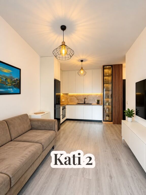 AP 1+1 / QIRA/ UNIVERS CITY/450 EURO