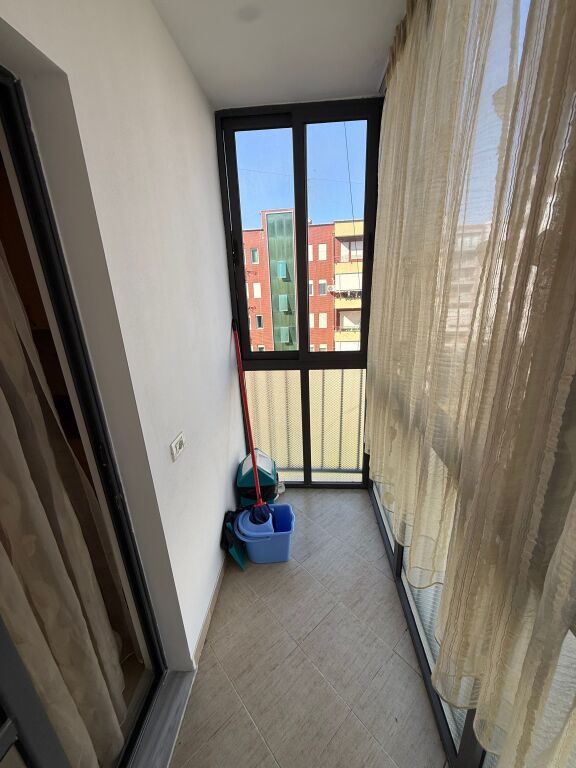 Appartamento in affitto 1+1 a Tirana