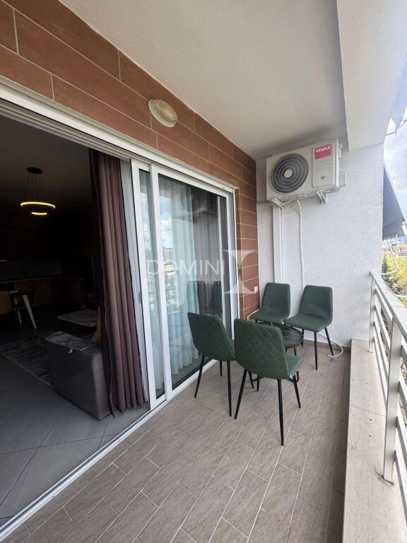 Apartament 1+1 per shitje, 5 Maji !