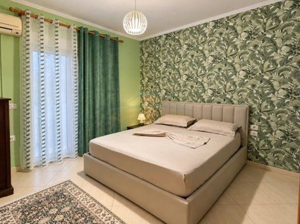 Qira, Apartament 2+1, Air Albania, Tiranë