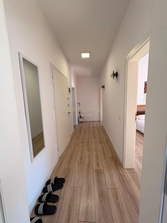 Vendesi Appartamento 2+1 Piazza Willson