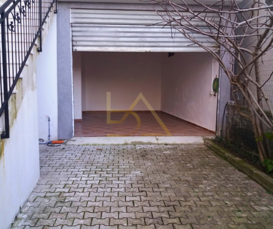 3-STOREY VILLA FOR SALE – SUKTH, DURRËS