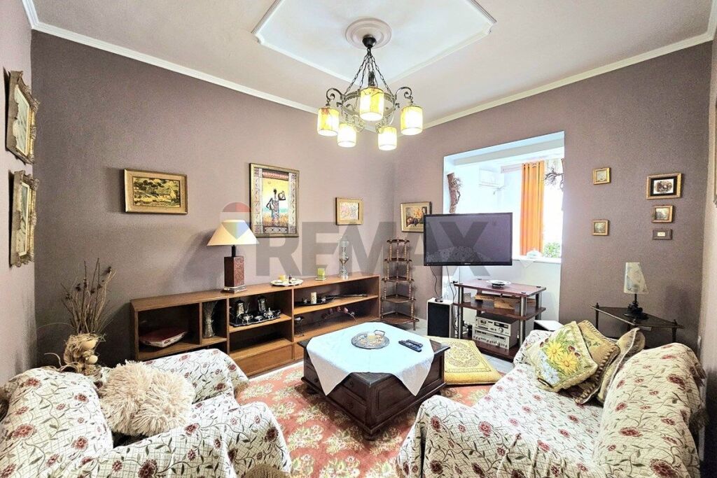 Apartment 2+1 for rent, Elbasan Street