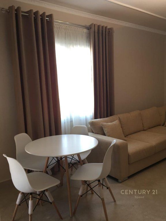 Apartament 1+1 Me Qira në Fresku, Tiranë - 44,000 leke | 65 m²