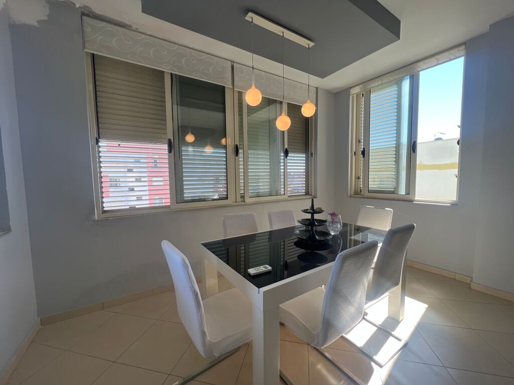 🏡 ATTICO 2+1 con 2 BAGNI + 2 GRANDI VERANDE IN AFFITTO