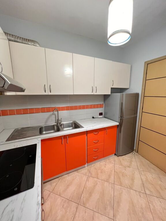 Appartamento 2+1 in affitto a Komuna e Parisit, appena passato Kika 2. ID 5710