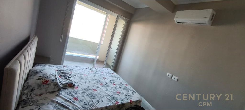 🏡 Appartamento 1+1 In Affitto – Complesso Golden Park, Tirana