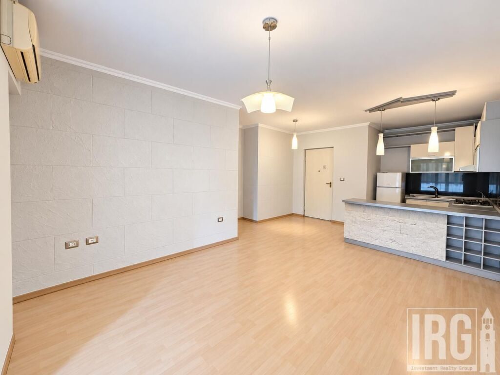 AMBIENT PËR ZYRA ME QIRA+ GARAZH| KOMUNA E PARISIT