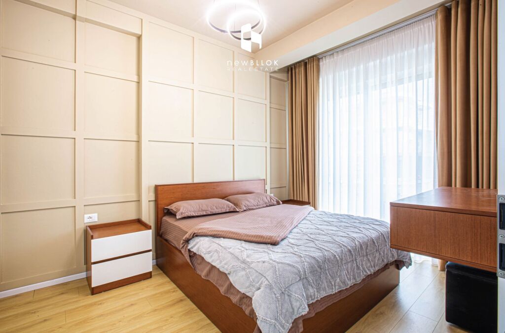 # IN AFFITTO: Villa di 3 Piani (📍 ABA Residence - Farkë 🏞) 4 Camere da Letto, 3 Bagni &amp; 3 Posti Auto + Terrazza - Prima Volta in Affitto, Completamente Nuova e Arredata ✨ 2.000€/Mese