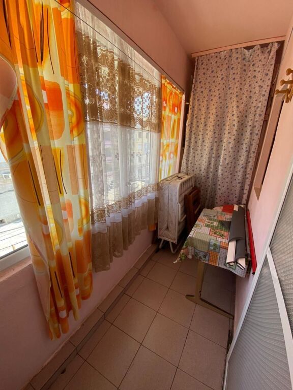 Apartament 1+1 Me Qera Pediatria