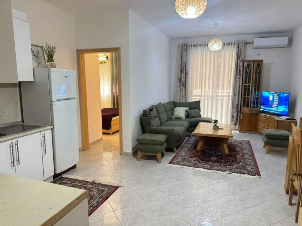APARTAMENT ME QERA 1+1 ASTIR 50.000 LEKE FH-95776
