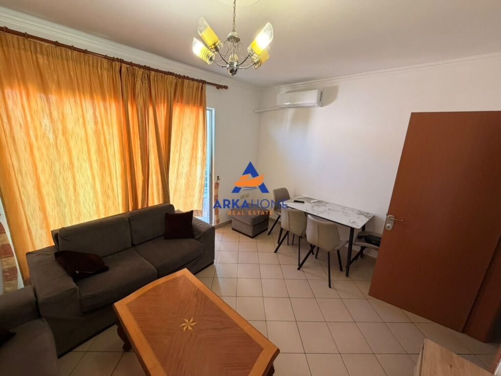 JEPET ME QERA APARTMENT 1+1+BALLKON "TE KOMUNA E PARISIT" 55.000 LEKE
