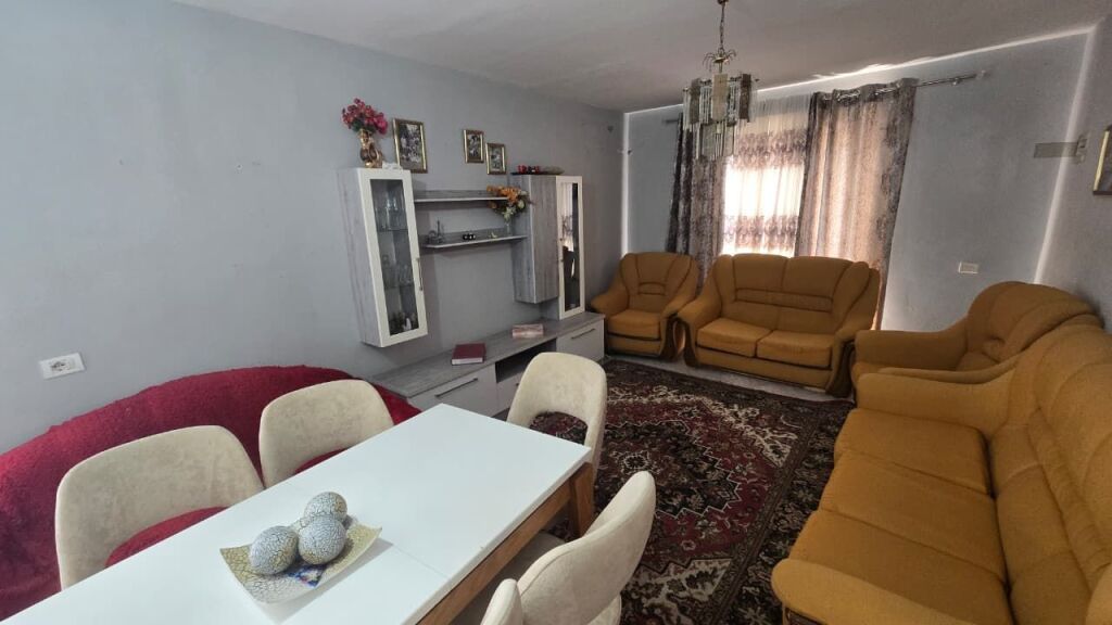 Apartament 2+1 në Vilë – Te Ish-Parku i Autobusave