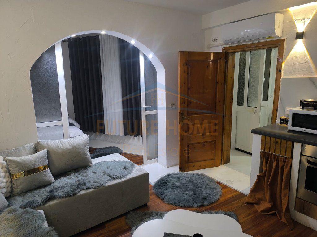 Affitto, Appartamento 2+1, Castello di Tirana, Tirana