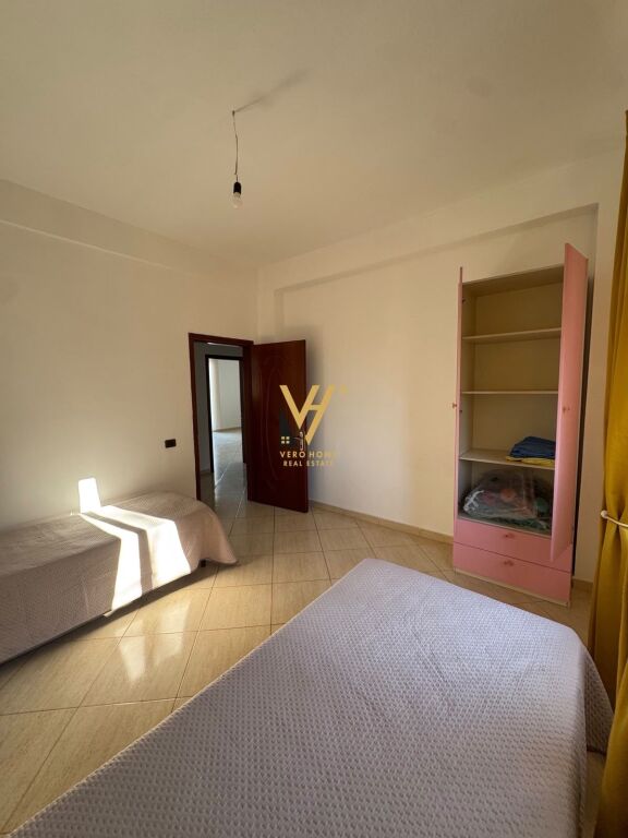 AFFITTASI INGRESSO 2+1+BLK A YZBERISHT 75.000 LEKE
