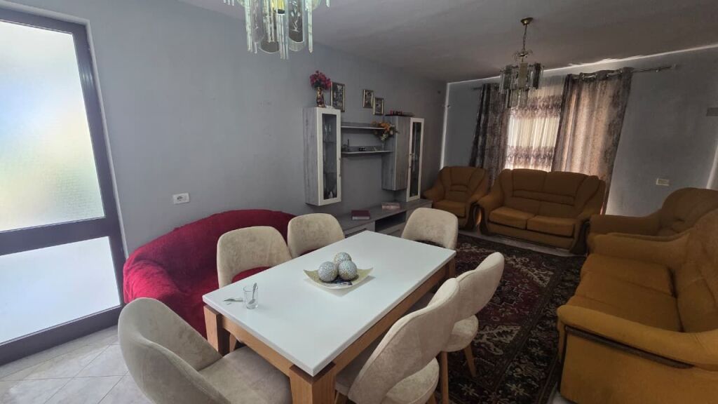 Apartament 2+1 në Vilë – Te Ish-Parku i Autobusave